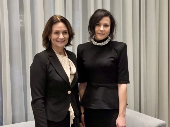 Generalna državna tožilka Republike Slovenije dr. Katarina Bergant se je srečala s Cristino Chiriac, generalno tožilko romunskega državnega tožilstva pri Višjem kasacijskem in pravosodnem sodišču